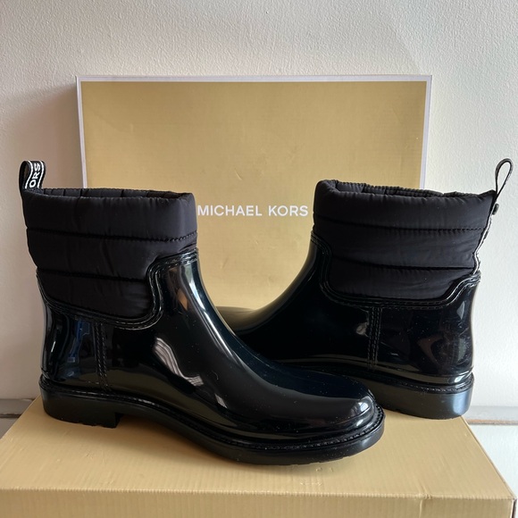 Michael Kors Rain Boots - Picture 1 of 2